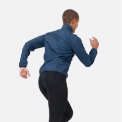 Laufjacke Odlo Essential Light Blue Wing Teal Damen 11 Laufjacke Odlo Essential Light Blue Wing Teal Damen -Camping Geschäft 4 313861 20592 2