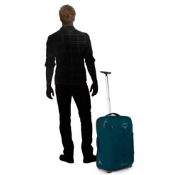 Reisetasche Osprey Farpoint Wheels 36 Muted Space Blue Unisex -Camping Geschäft 5 farpoint wheels 36 f19 pack on body