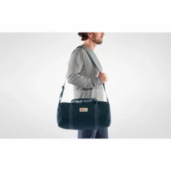 Fjallraven Reisetasche Fjällräven Vardag Duffel 30 Storm -Camping Geschäft Vardag Duffel 30 27243 638 C MODEL FJR