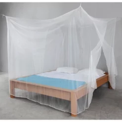 Moskitonetz Etrias Square